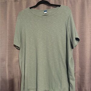 Old Navy Luxe Ribbed Tee in Sage